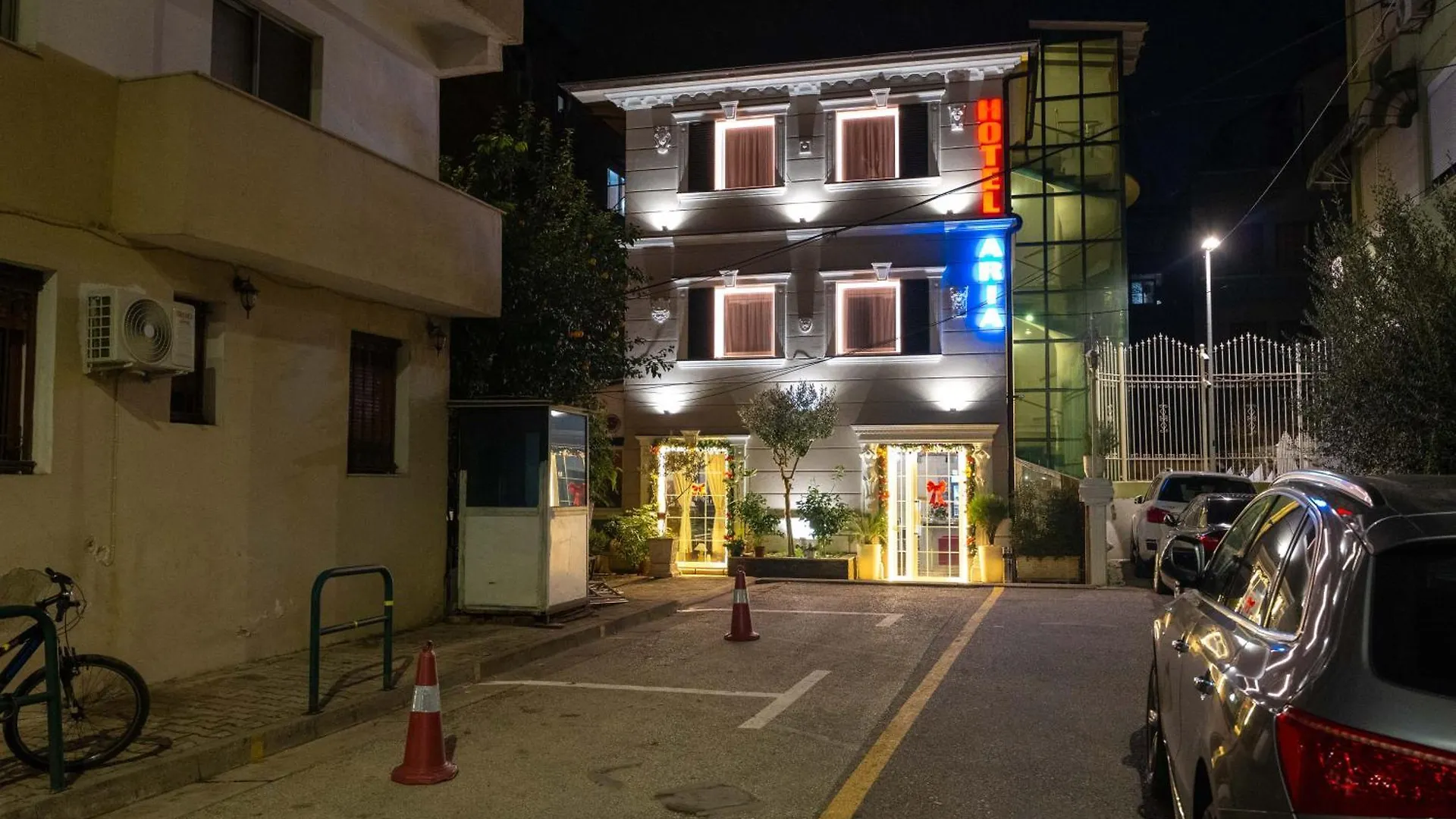 Hotel Aria Τίρανα