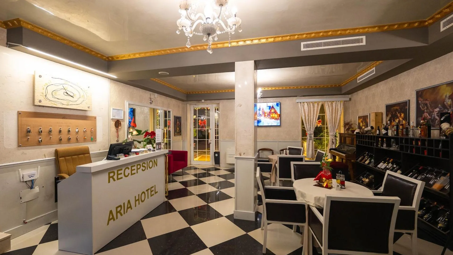 Hotel Aria Τίρανα