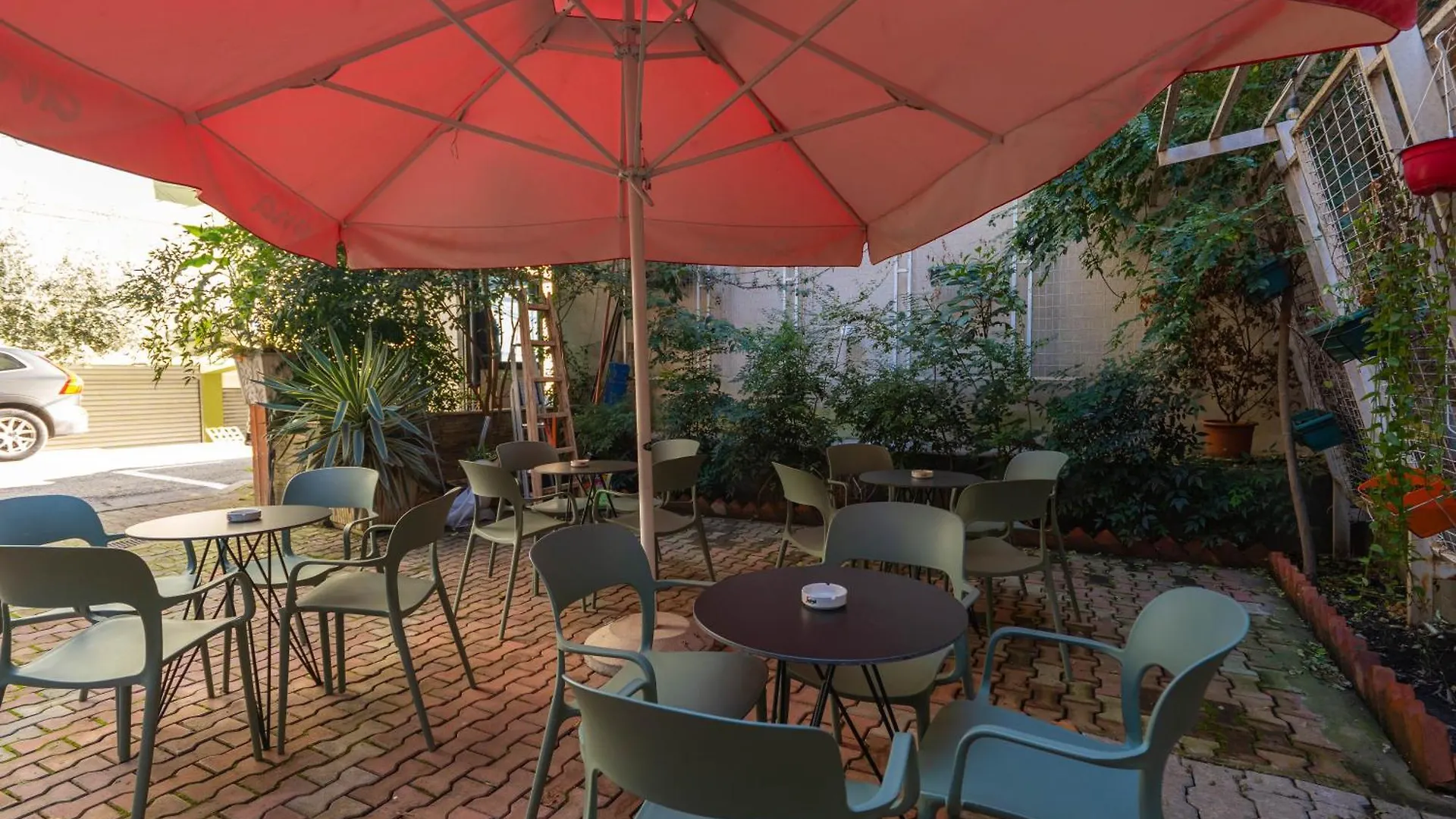 Hotel Aria Τίρανα 3*,  Αλβανία